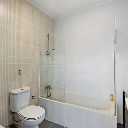 Douro Garden House And Pool 加亚新城