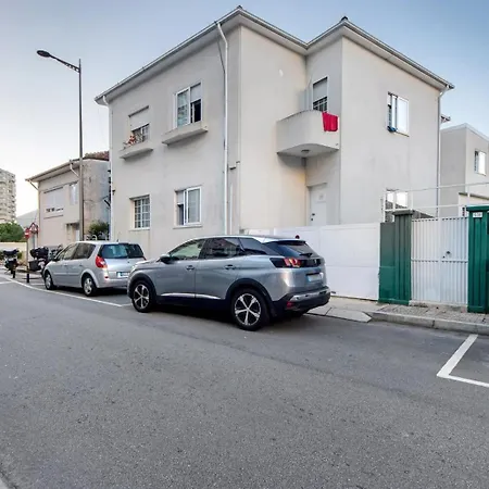 Douro Garden House And Pool 加亚新城