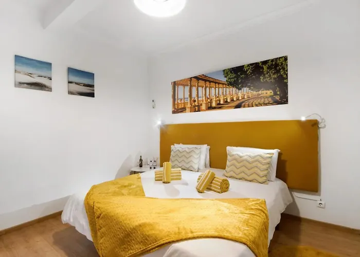 Holiday home Douro Garden House And Pool