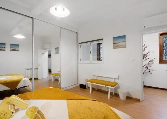 Douro Garden House And Pool Holiday home Vila Nova de Gaia