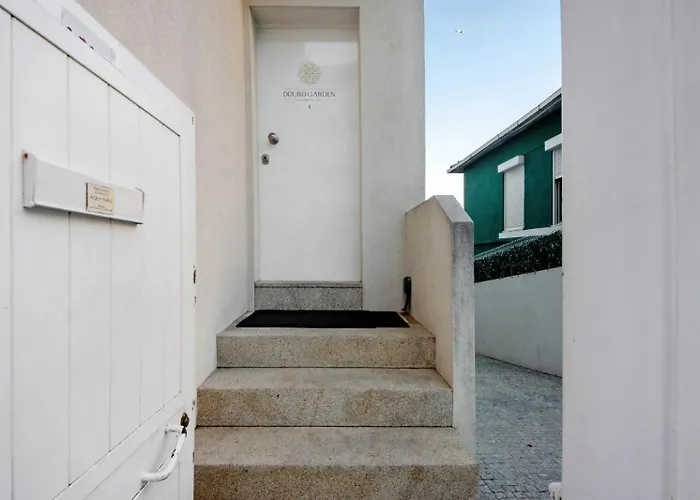 Douro Garden House And Pool Holiday home *